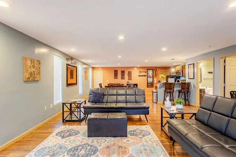 Executive Apartment B at Cedar Pond Farms, a comfortable base for Tennessee sports weekends