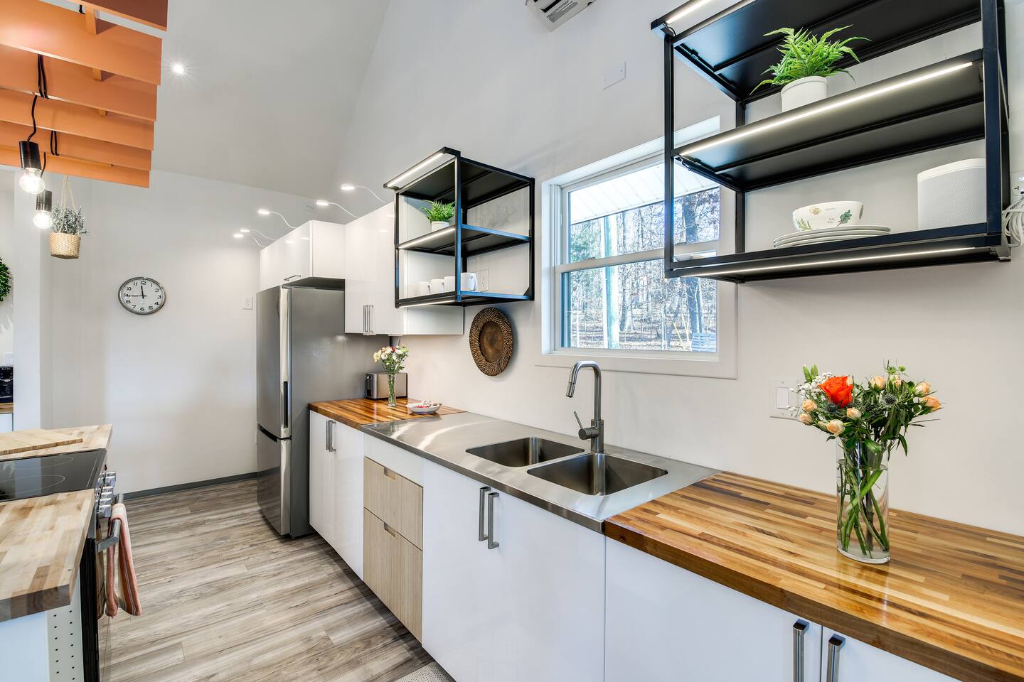 A look around Barndo 2B · Three-bedroom house, one of the three-bedroom barndominium stays guests book for a farm weekend in the Tennessee foothills near the Smokies.
