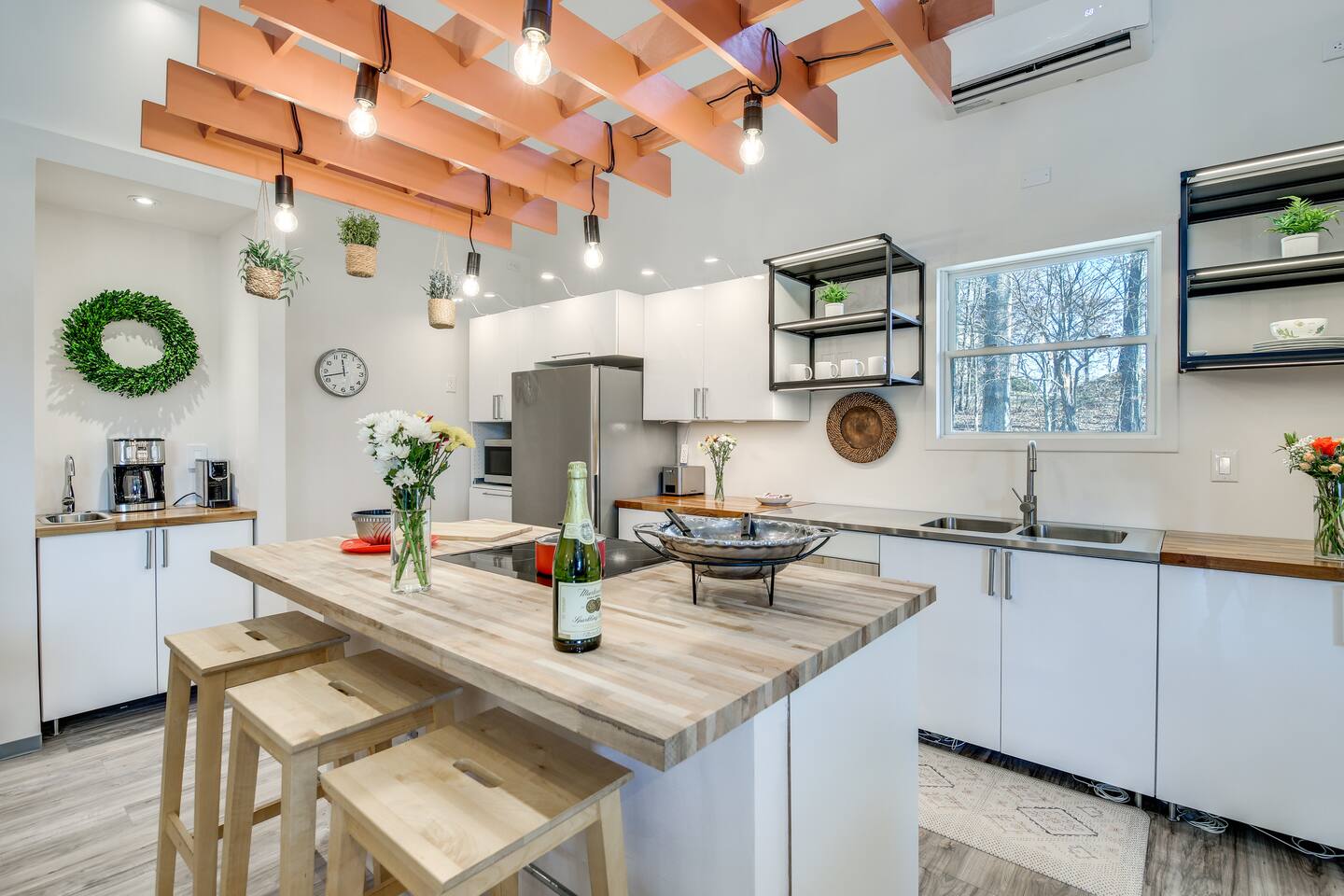 Inside Barndo 2B, a three-bedroom barndominium at Cedar Pond Farms — our fluffy Highland cow farm just outside the Smoky Mountains.