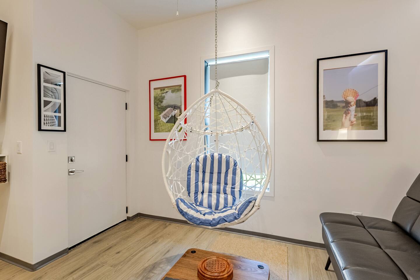 Inside Barndo 3AN, a one-bedroom barndominium suite at Cedar Pond Farms — our fluffy Highland cow farm just outside the Smoky Mountains.