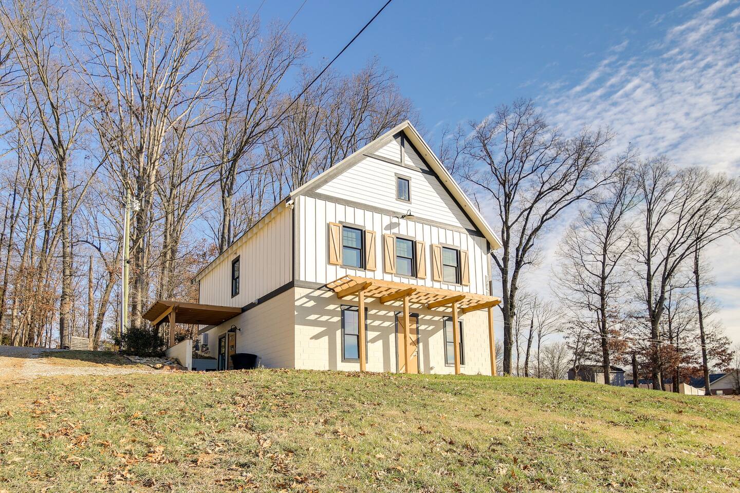 A look around Barndo 2 · Entire Building, one of the whole-barndominium rental stays guests book for a farm weekend in the Tennessee foothills near the Smokies.